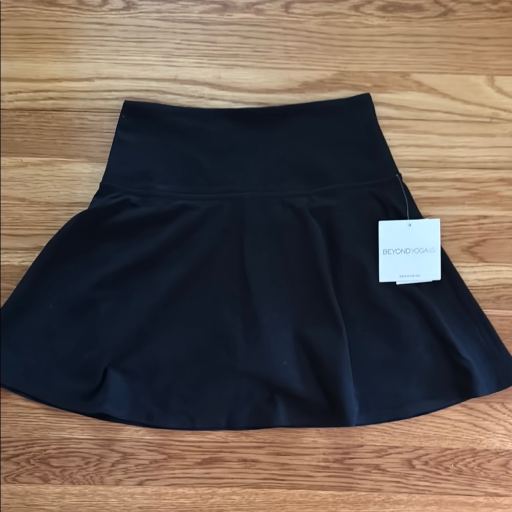 NWT Beyond Yoga Spacedye Hot Shot Circle Skirt